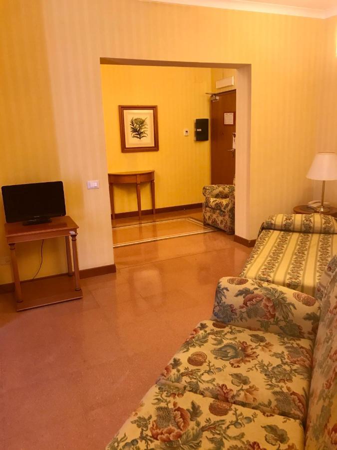 מלון פלרמו Residenza D'Aragona מראה חיצוני תמונה